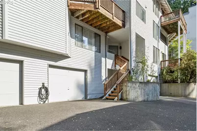 3676 Spring Ln, Lake Oswego, OR 97035 - Photo 2