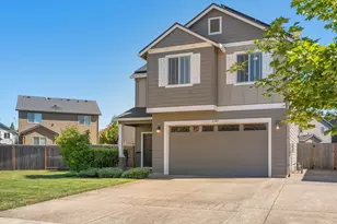 2108 S Jasper Dr, Cornelius, OR 97113 - Photo 1
