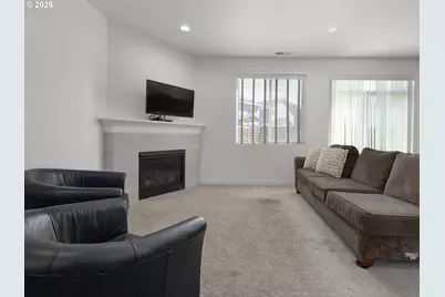2108 S Jasper Dr, Cornelius, OR 97113 - Photo 6
