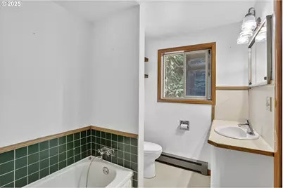 31444 New Kirk Rd, Scappoose, OR 97056 - Photo 18