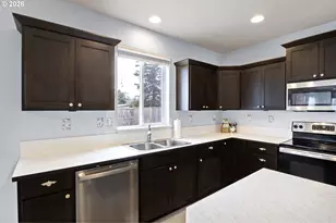 5290 Squirrel St, Springfield, OR 97478 - Photo 12