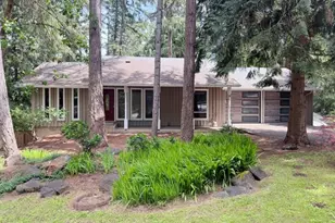 2901 Timberline Dr, Eugene, OR 97405 - Photo 1