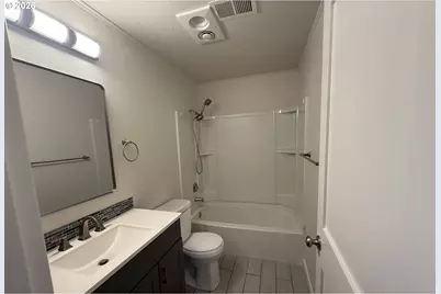 2901 Timberline Dr, Eugene, OR 97405 - Photo 18