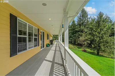 8100 Briar Ln, Tillamook, OR 97141 - Photo 12