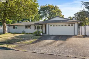 1438 SE Cochran Dr, Gresham, OR 97080 - Photo 2