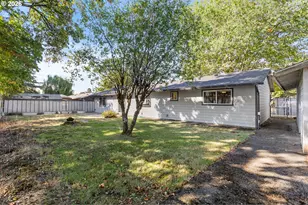 1438 SE Cochran Dr, Gresham, OR 97080 - Photo 30