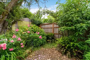 6635 NE Mallory Ave, Portland, OR 97211 - Photo 40