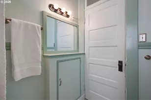 6635 NE Mallory Ave, Portland, OR 97211 - Photo 26
