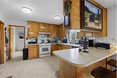 10301 Emily Dr, Island City, OR 97850 - Photo 2