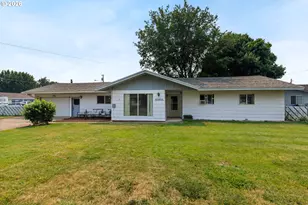 10301 Emily Dr, Island City, OR 97850 - Photo 34