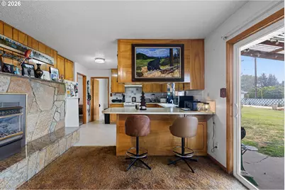10301 Emily Dr, Island City, OR 97850 - Photo 6