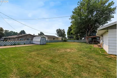 10301 Emily Dr, Island City, OR 97850 - Photo 36