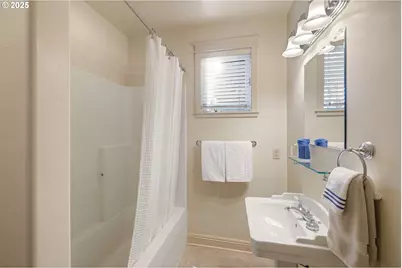 [Address not provided], Creswell, OR 97426 - Photo 24