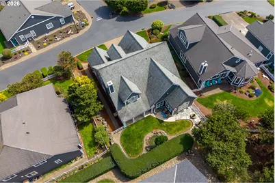 5820 SW Arbor Dr, Newport, OR 97366 - Photo 40