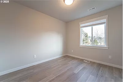 4943 NE 2nd Ct, Vancouver, WA 98663 - Photo 18