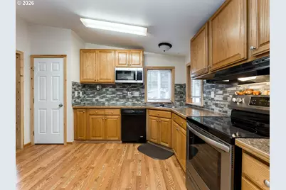 15619 NE Caples Rd, Brush Prairie, WA 98606 - Photo 10