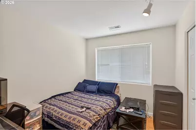 10813 SW Canterbury Ln #104, Tigard, OR 97224 - Photo 12
