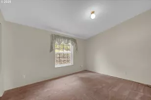 1244 Churchill Dr, Oakland, OR 97462 - Photo 22