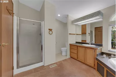 1244 Churchill Dr, Oakland, OR 97462 - Photo 18