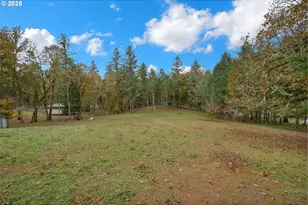 1244 Churchill Dr, Oakland, OR 97462 - Photo 34