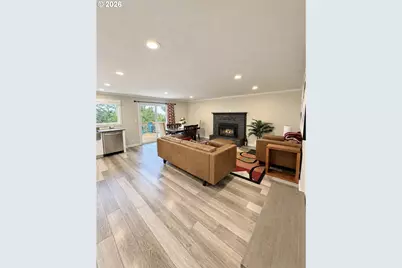 703 Miller Dr, La Grande, OR 97850 - Photo 8