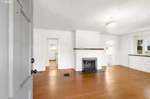942 NE Summer St, Salem, OR 97301 - Photo 8