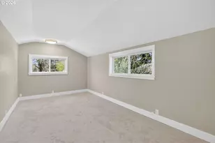 9824 SW 56th Ave, Portland, OR 97219 - Photo 18