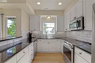 9061 SW 155th Ave, Beaverton, OR 97007 - Photo 8