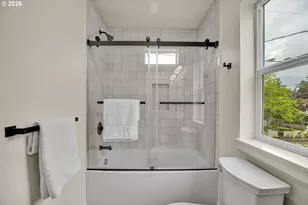 8067 SE Carlton St, Portland, OR 97206 - Photo 20