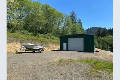 1690 Skyline Dr, Tillamook, OR 97141 - Photo 36