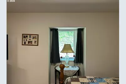 1690 Skyline Dr, Tillamook, OR 97141 - Photo 16