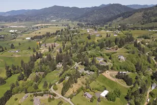 1690 Skyline Dr, Tillamook, OR 97141 - Photo 4