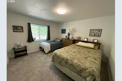 1690 Skyline Dr, Tillamook, OR 97141 - Photo 20