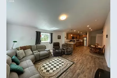 1690 Skyline Dr, Tillamook, OR 97141 - Photo 6