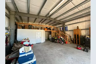 1690 Skyline Dr, Tillamook, OR 97141 - Photo 32