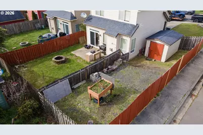 891 Kentucky Ave, Coos Bay, OR 97420 - Photo 28
