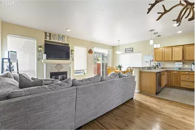 891 Kentucky Ave, Coos Bay, OR 97420 - Photo 10