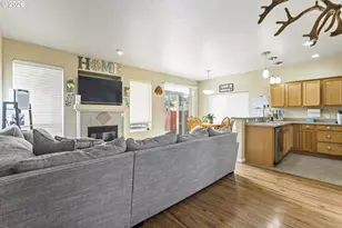 891 Kentucky Ave, Coos Bay, OR 97420 - Photo 10