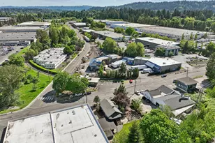 2105 SE Ochoco St, Portland, OR 97222 - Photo 46