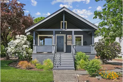 2105 SE Ochoco St, Portland, OR 97222 - Photo 1