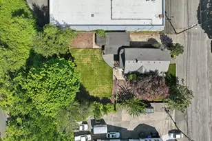 2105 SE Ochoco St, Portland, OR 97222 - Photo 42