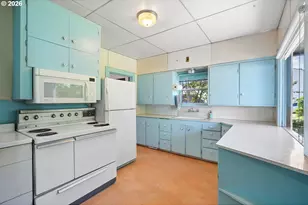 2105 SE Ochoco St, Portland, OR 97222 - Photo 24