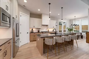 8044 SW Knudsen Pl, Portland, OR 97223 - Photo 16