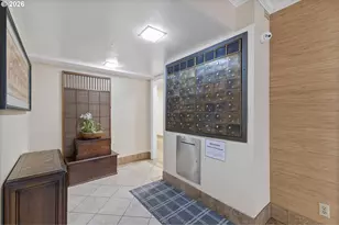 2021 SW Main St, Portland, OR 97205 - Photo 42