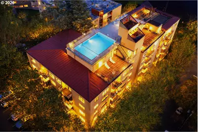 2021 SW Main St #32, Portland, OR 97205 - Photo 1