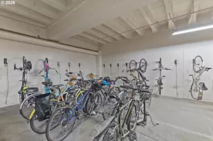 2021 SW Main St, Portland, OR 97205 - Photo 44