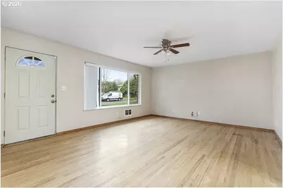 1148 18th Ave, Longview, WA 98632 - Photo 6