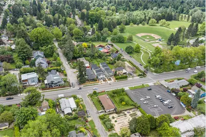3622 SW Vermont St, Portland, OR 97219 - Photo 14