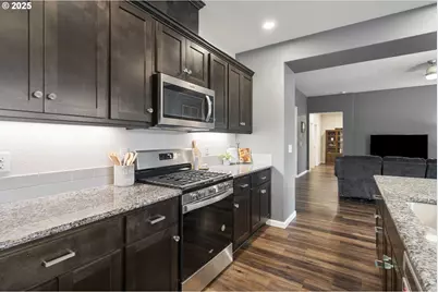 812 NE 29th Way, Battle Ground, WA 98604 - Photo 12