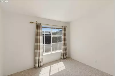 318 Peacock Ln, Kelso, WA 98626 - Photo 18